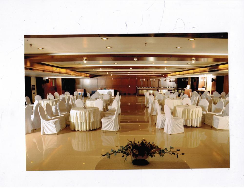 The Ocean Pearl Hotel Mangalore Bagian luar foto